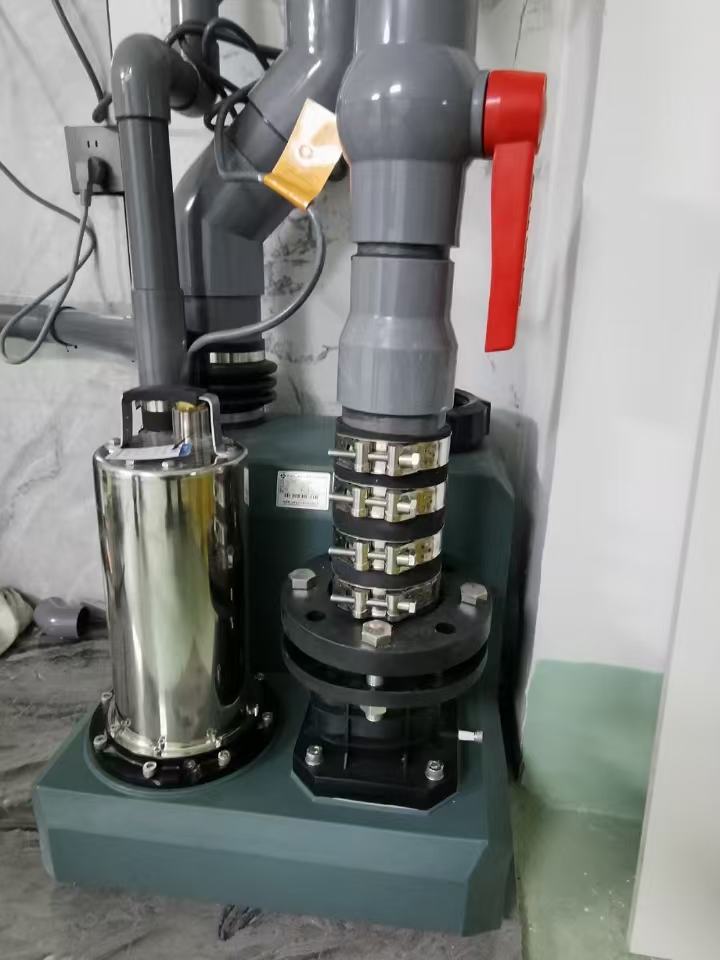 污水提升器